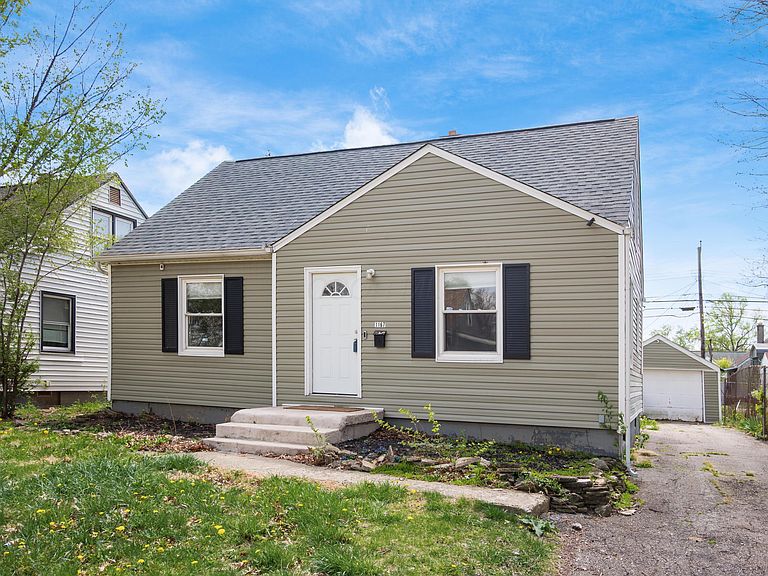Listing photo 2