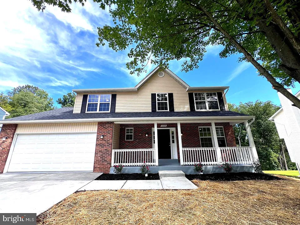 12200 Clear Creek Dr