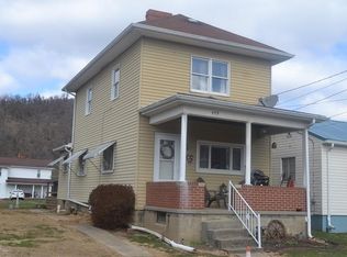 459 Bow St, Stockdale, PA