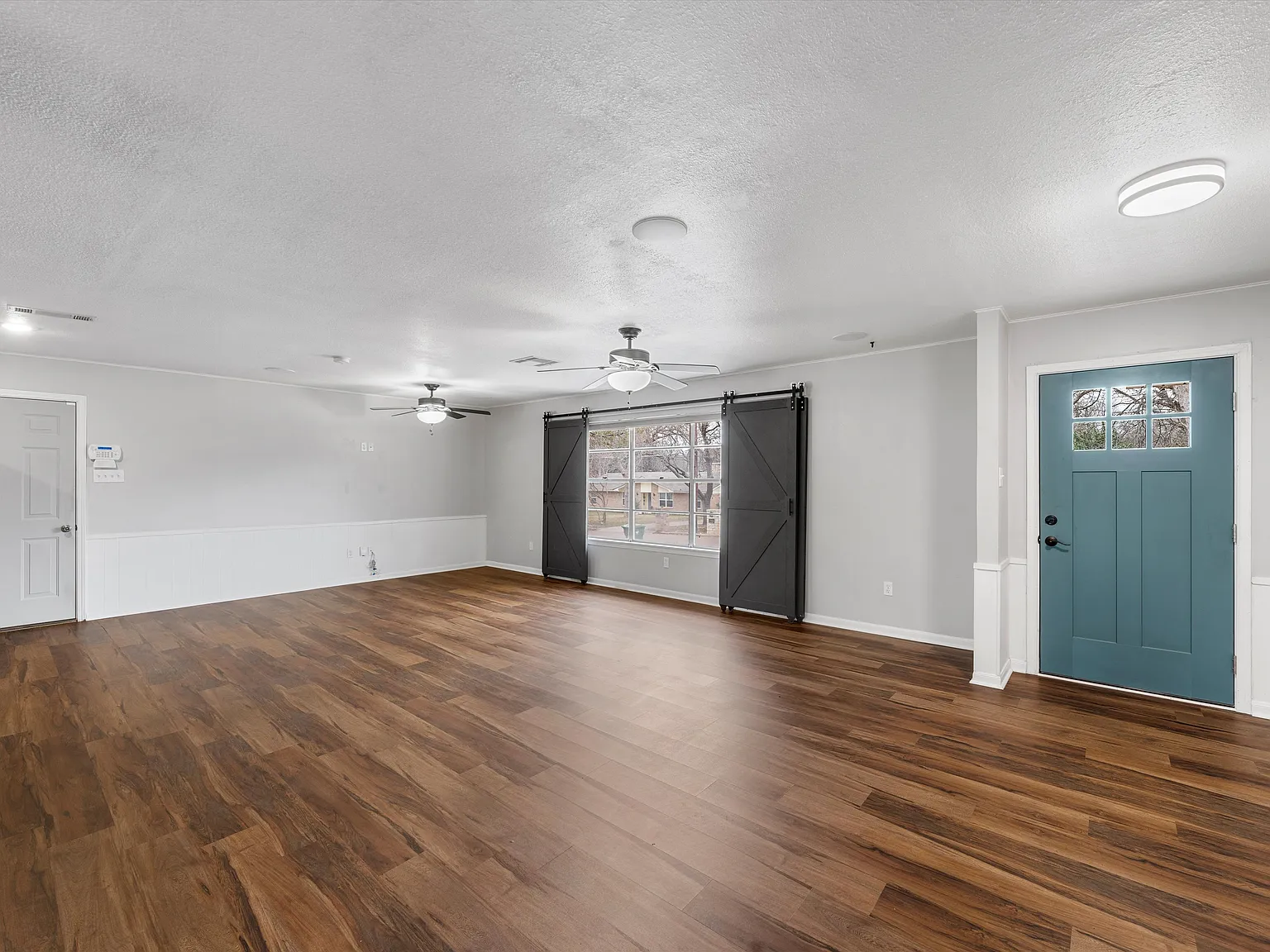 3 bed, 1560 sqft, $1,800 — Photo 3