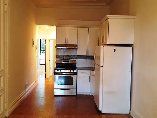 Rented by Virtual Real Estate | media 31