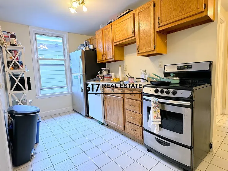 216-2 Freeman St — Photo 4
