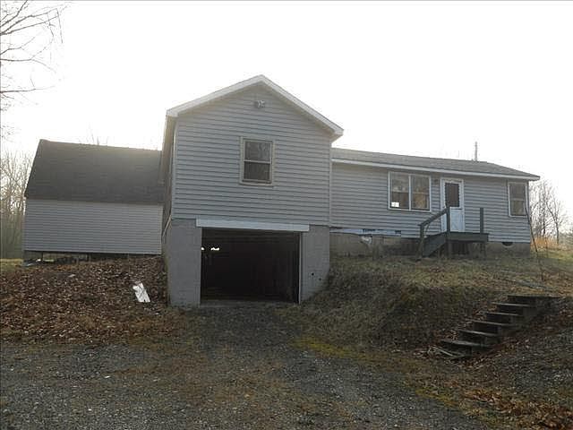 1st image of 34 CEDAR Drive