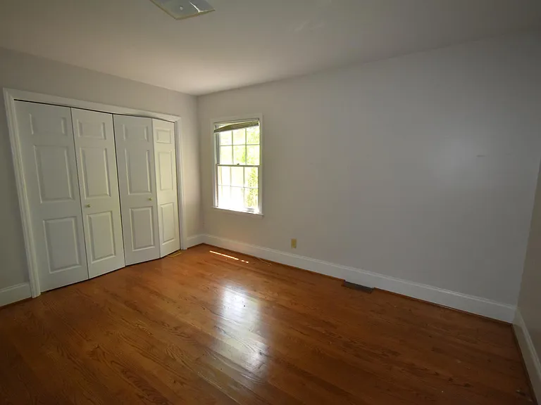 519 Audubon Dr — Photo 32
