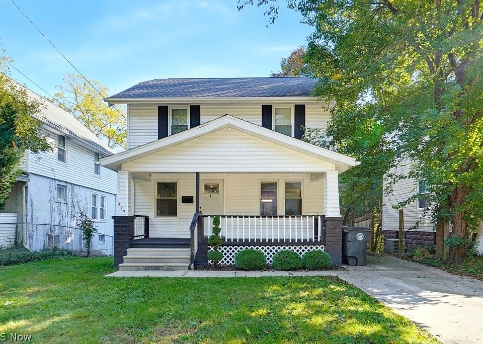 1st image of 425 Barwell St