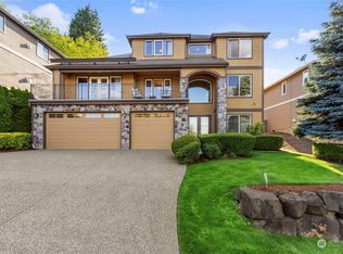 1725 Pine View Dr NW, Issaquah, WA