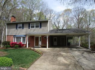 6805 Gillings Rd, Springfield, VA 22152