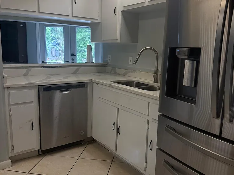 4365 NW 60th Ter — Photo 13