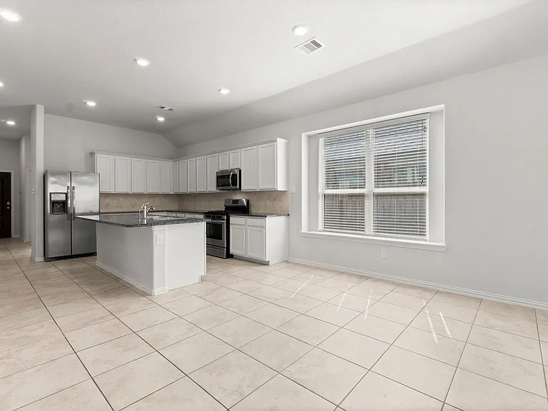 4234 Green Landing Dr — Photo 9