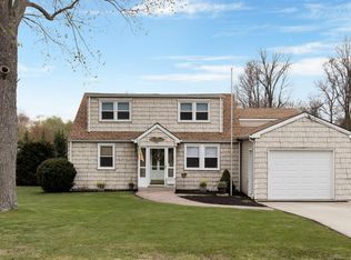 312 Florence Rd, Middletown, NJ 07748