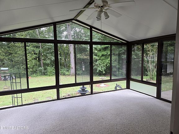 4th image of 1138 Park Hill Cir