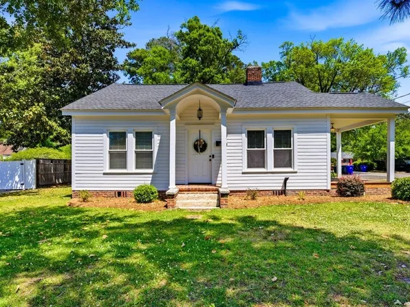 1300 Main St., Conway, SC 29526