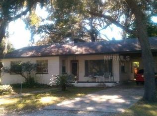 320 Wildwood Ave, Mascotte, FL 34753