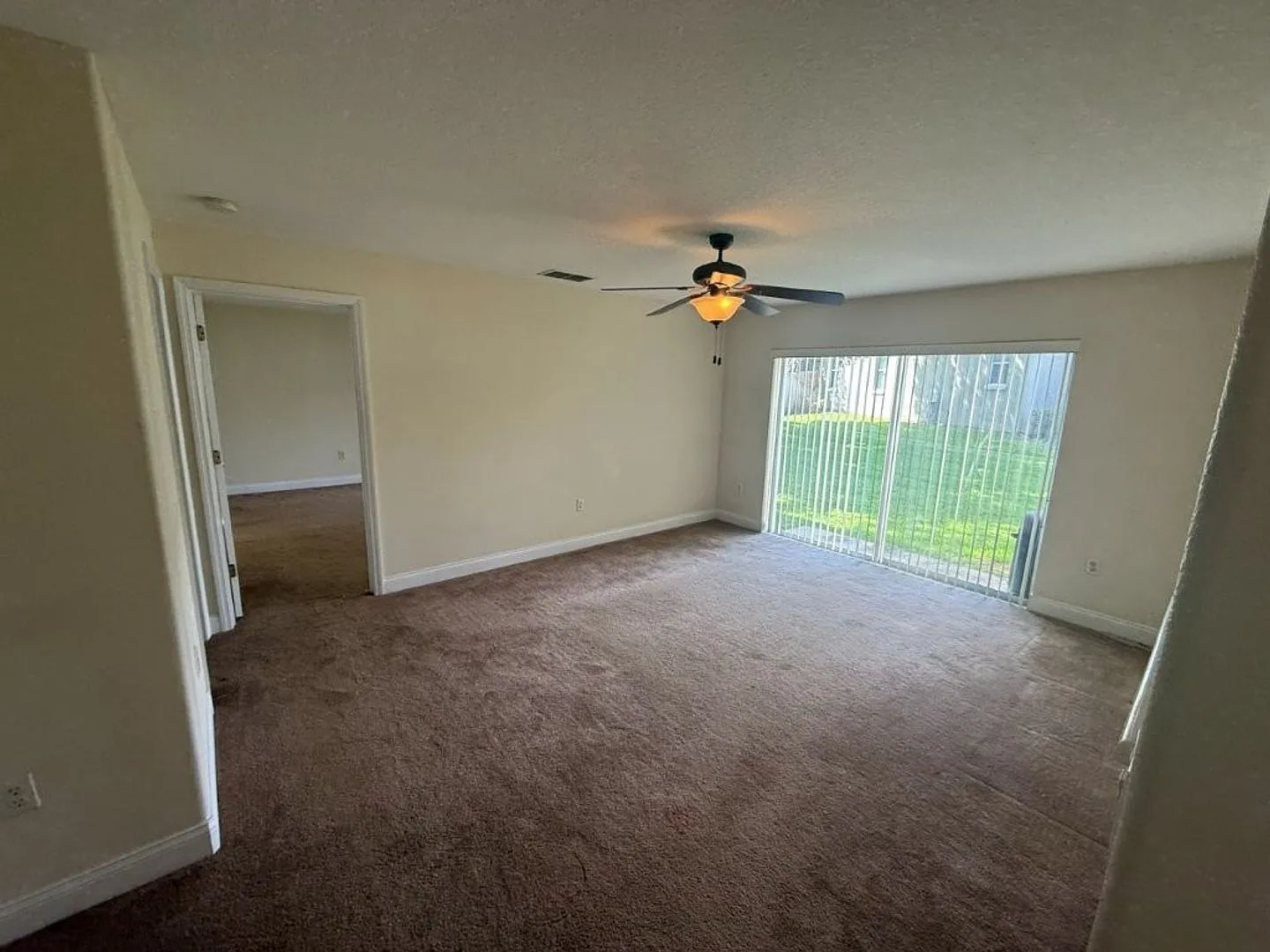 960 Chase 5 Bd/2.5 Bath-Winter Garden — Photo 4