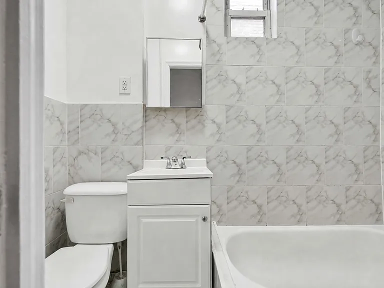 84 Saratoga Ave #3R — Photo 13