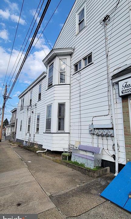 2nd image of 1600 S Broad St #1R