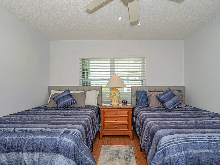 4049 Ocean Dr #305 — Photo 23