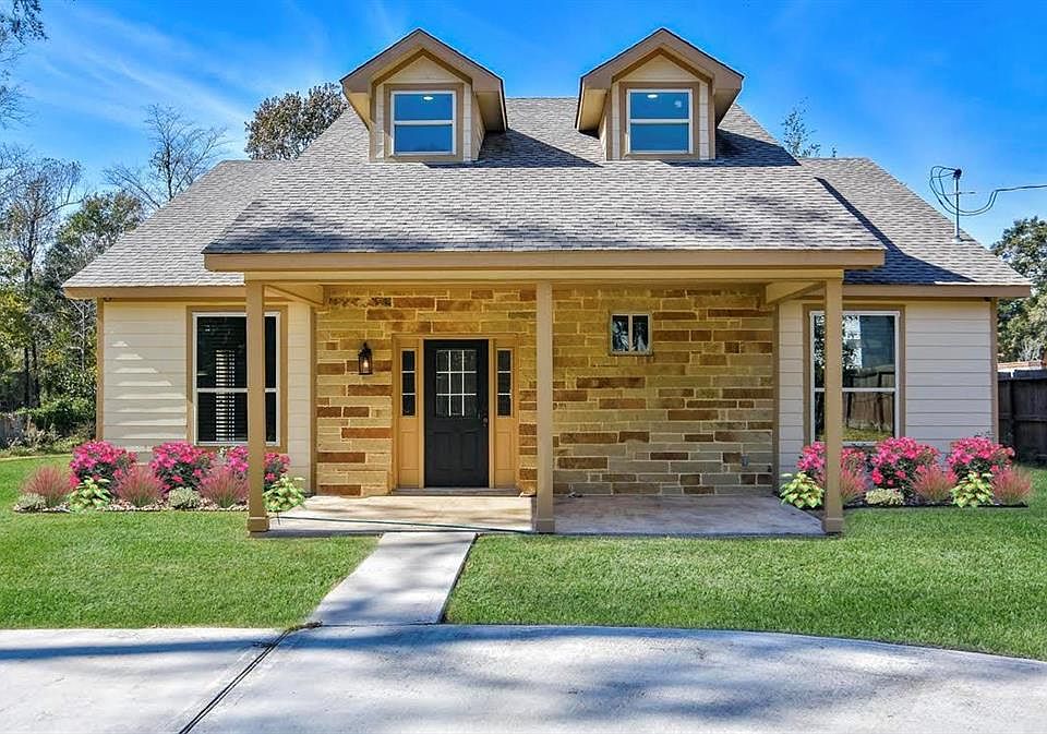 1st image of 4704 Holly Ln W