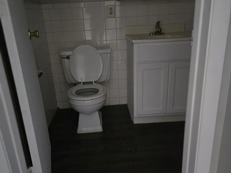 2525 Harriet — Photo 12