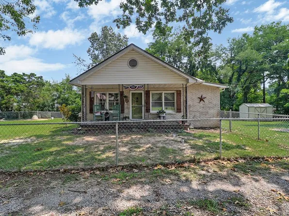 226 Rugby Ave, Jamestown, TN 38556