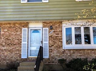 425 Gatewood Ct, Glen Burnie, MD 21061