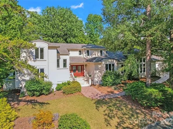 35 Heritage Dr, Lake Wylie, SC 29710