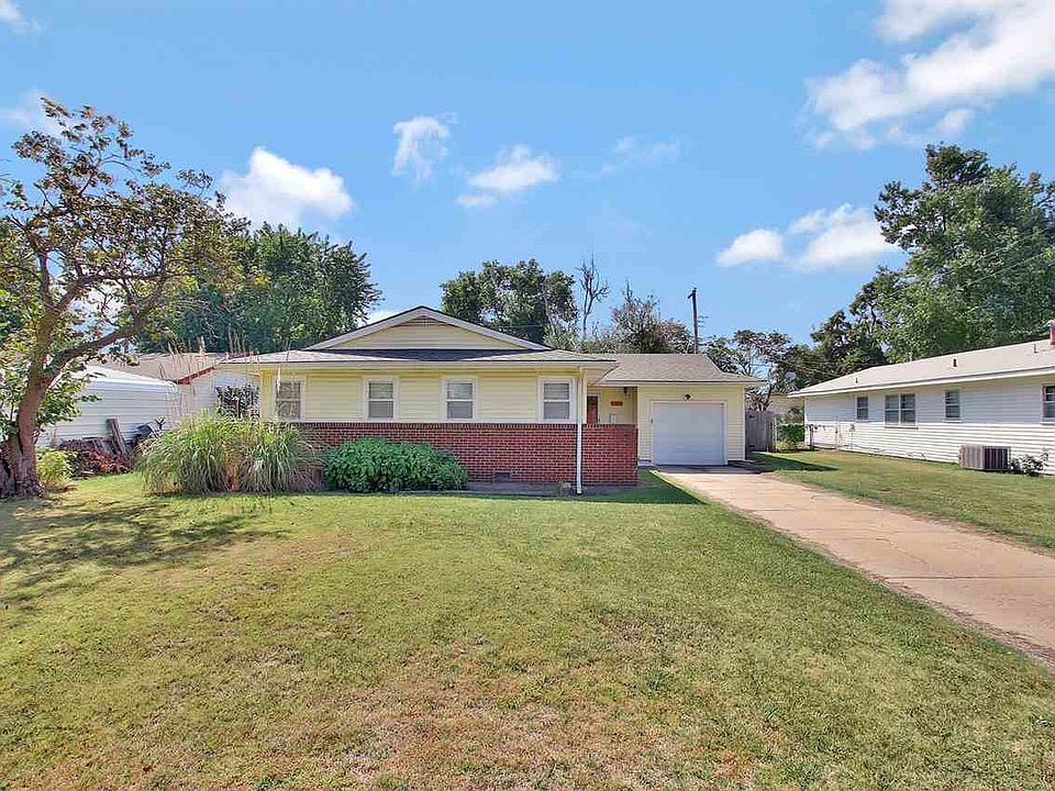 1st image of 1301 W Casado St