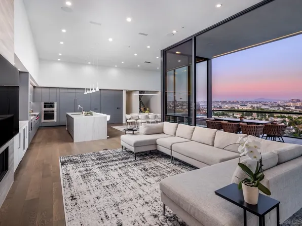 2035 Evergreen St, San Diego, CA 92106