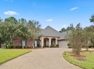 166 Woodlands Glen Cir, Brandon, MS 39047