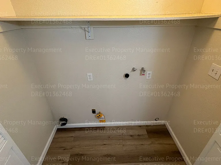 709 Deseret Way — Photo 21