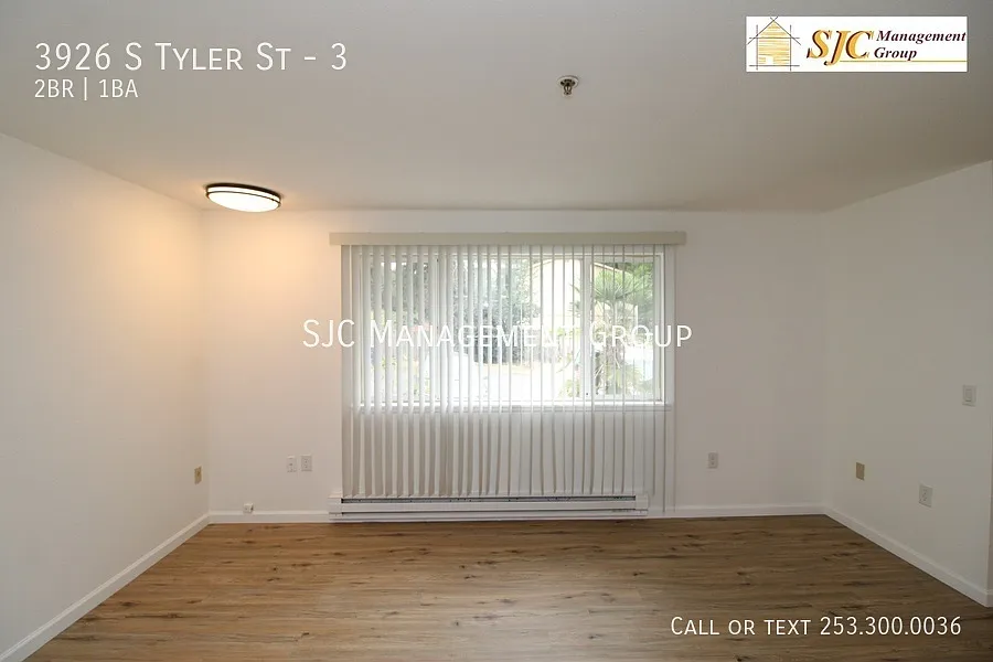 Photo 2 of 12 - 3926 S Tyler St #3 - Tacoma, WA Building Photo - 3926 S Tyler St #3