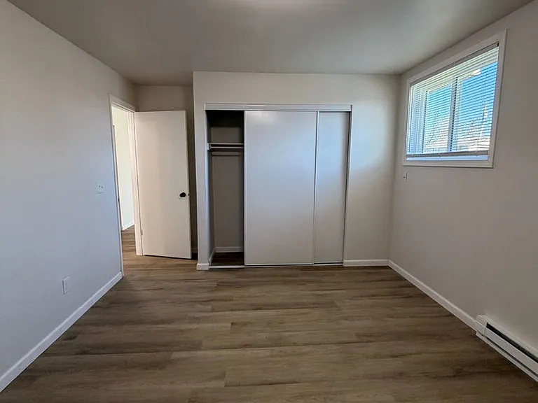 Aurora Apartments — Photo 23