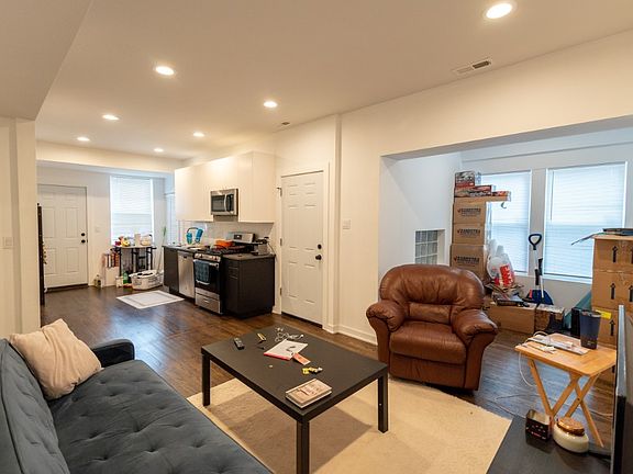 2nd image of 1339 W Early Ave #1337-2