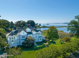 16 Indian Point Ln, Riverside, CT 06878