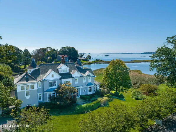 16 Indian Point Ln, Riverside, CT 06878