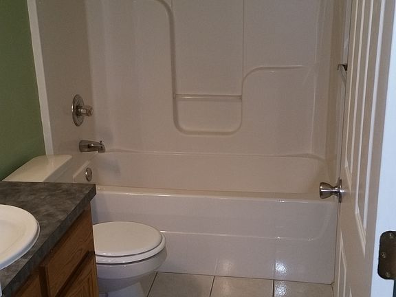 2nd Bathroom