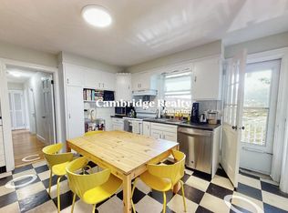 279 Washington St #3T, Somerville, MA 02143