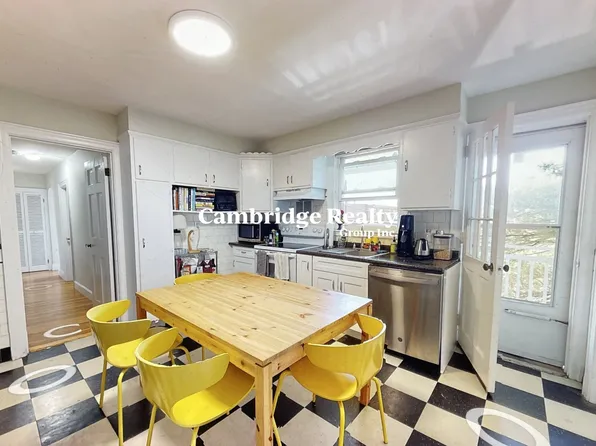 279 Washington St, Somerville, MA