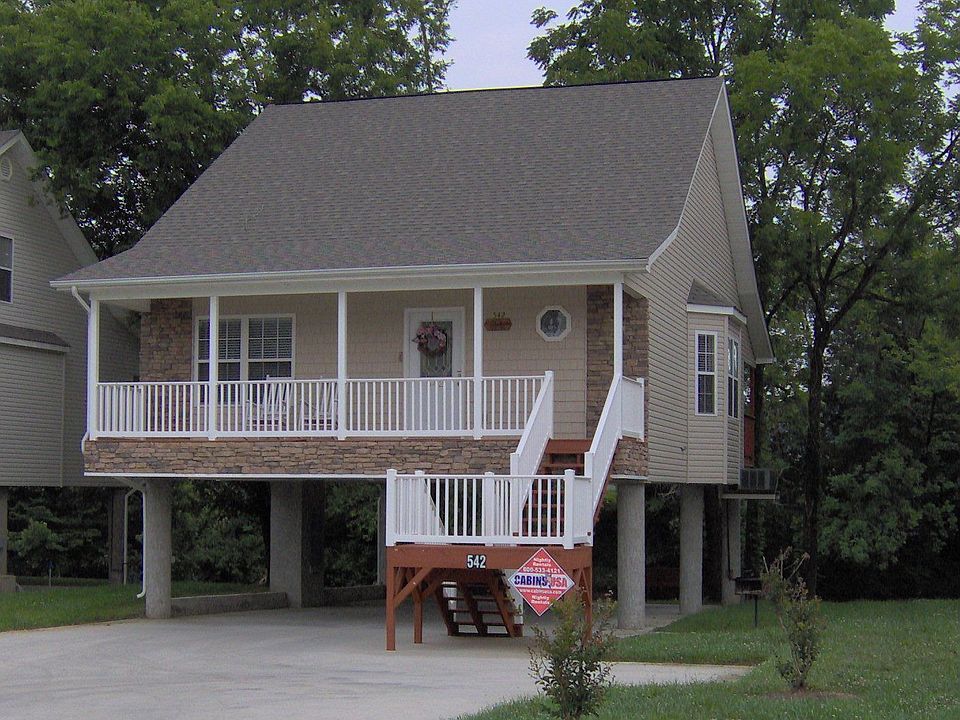 Riverfront Chalet