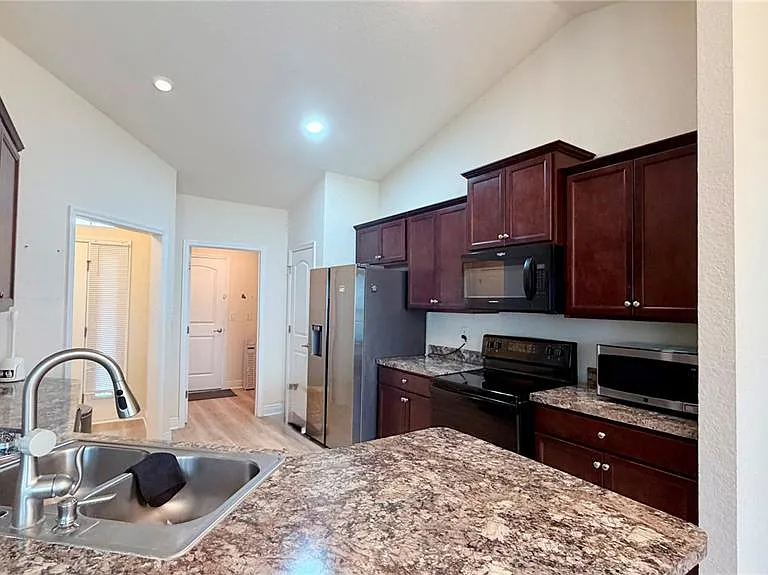 13064 Pirate Ln — Photo 9