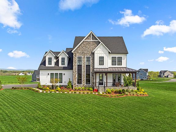 2nd image of 38875 Silver King Cir