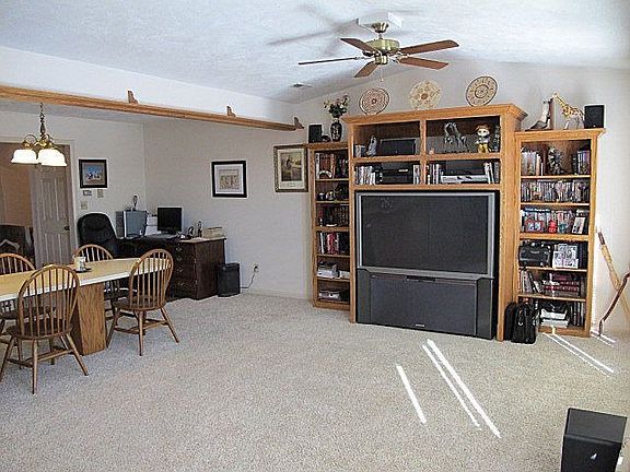 3rd image of 2113 Henryanna Ave