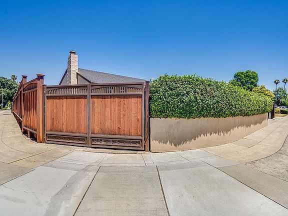 2nd image of 337 Los Pinos Way