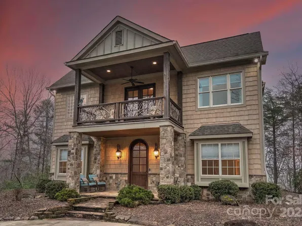 376 Grandview Dr, Lake Lure, NC 28746