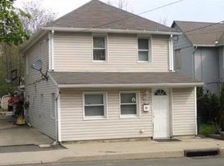 12 Pergola Ave, Jamesburg, NJ 08831