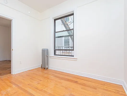 Rented by EXR | media 13