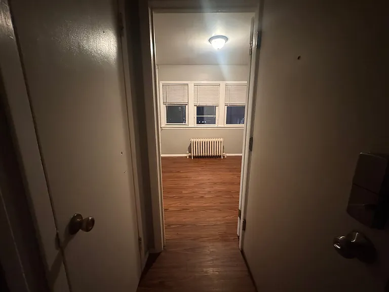 117 Bloomfield Ave #4 — Photo 3