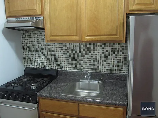 Rented by Bond New York | media 18