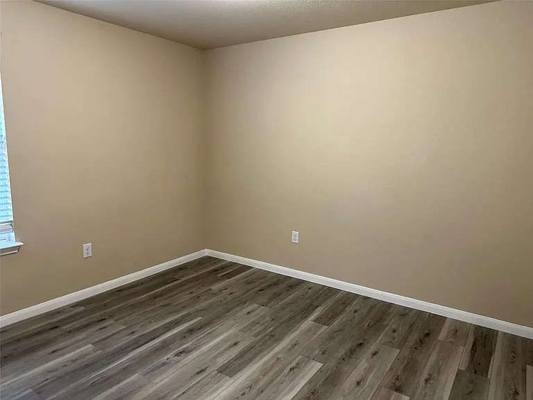 3505 Stephans St — Photo 17
