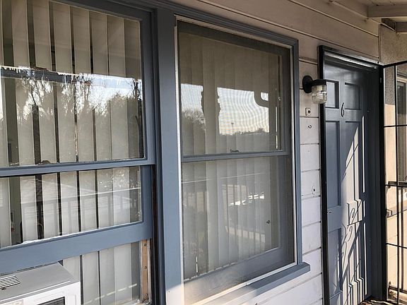 4th image of 49 S Grand Oaks Ave APT 6